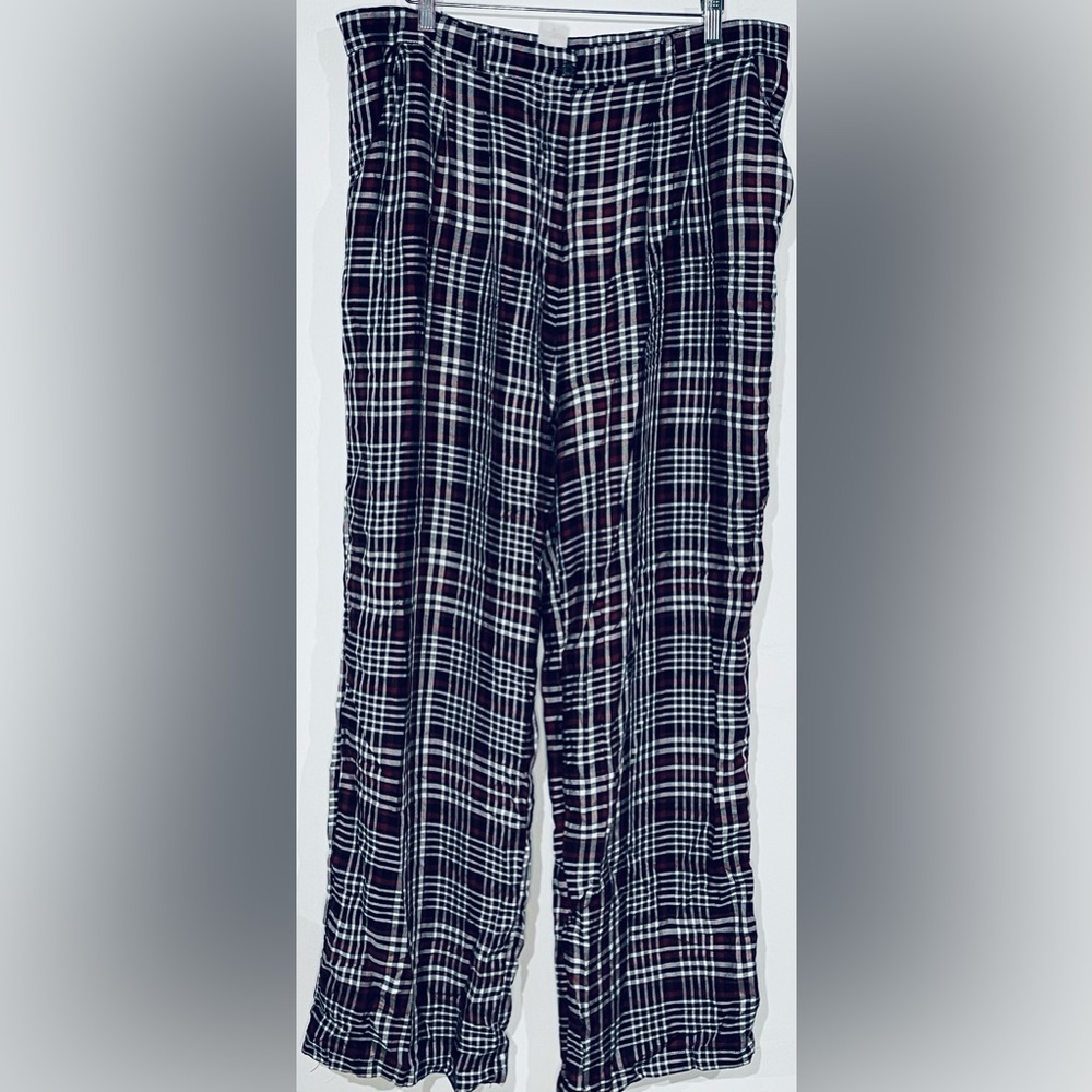 EUC No Boundaries Juniors Plus Size Pleated Plaid Trouser Pants Girl's. Size XXL
